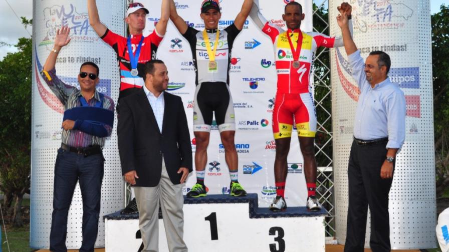 Castañeda triunfa, y pasa a liderar el tour