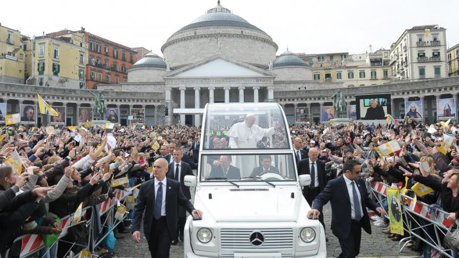 Directamente al papamóvil: pizza para el papa Directamente al papamóvil: pizza para el papa