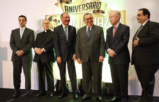 Julio Hazim celebra sus 30 años como comunicador