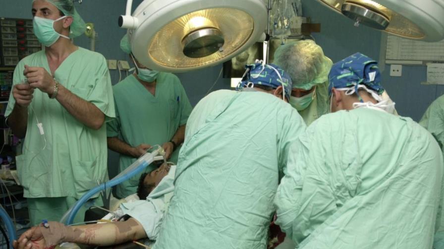 Salud Pública regula el ejercicio de los cirujanos plásticos en la República Dominicana Salud Pública regula el ejercicio de los cirujanos plásticos en la República Dominicana