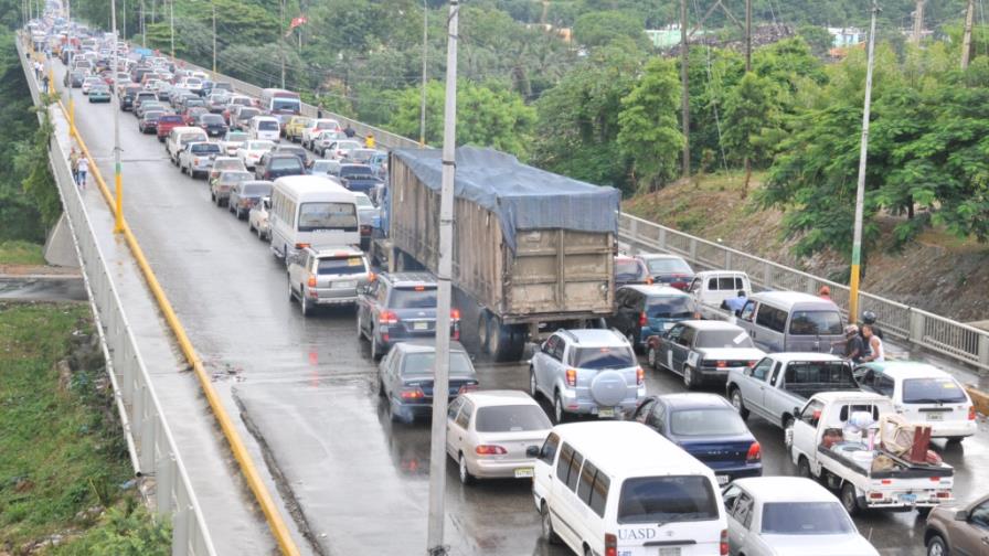 Mayor tránsito a Distrito Nacional es de 7:00 a 8:00 a.m.