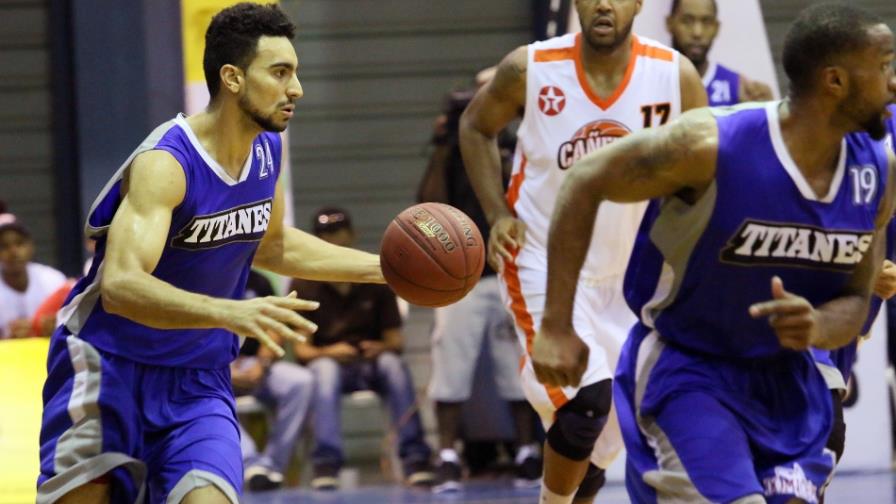 Titanes siguen en la pelea con apretada victoria sobre los Cañeros