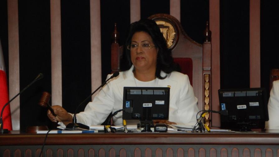 Lizardo pide a comunidad internacional respetar las decisiones del Gobierno