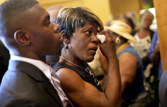 Inician funerales de víctimas de masacre en Carolina del Sur
