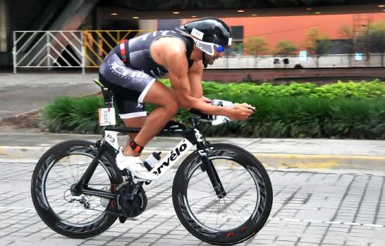 Luis Tomás Méndez sube al pódium en triatlón Ironman 70.3 en México Luis Tomás Méndez sube al pódium en triatlón Ironman 70.3 en México