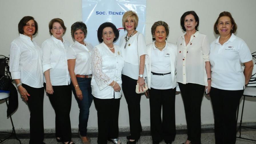 Realizan bingo para beneficiar área deportiva