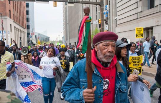 Protestas en Baltimore por la muerte de un afroamericano durante detención