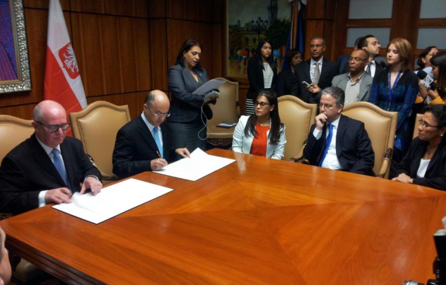 Procuradurías dominicana y polaca firman memorándum de cooperación jurídica