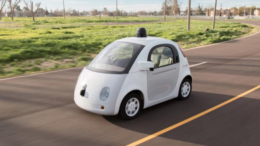 Autos Google circulan entre los humanos