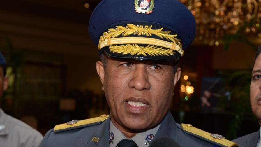 Policía conocerá situación de oficiales acusados de robo