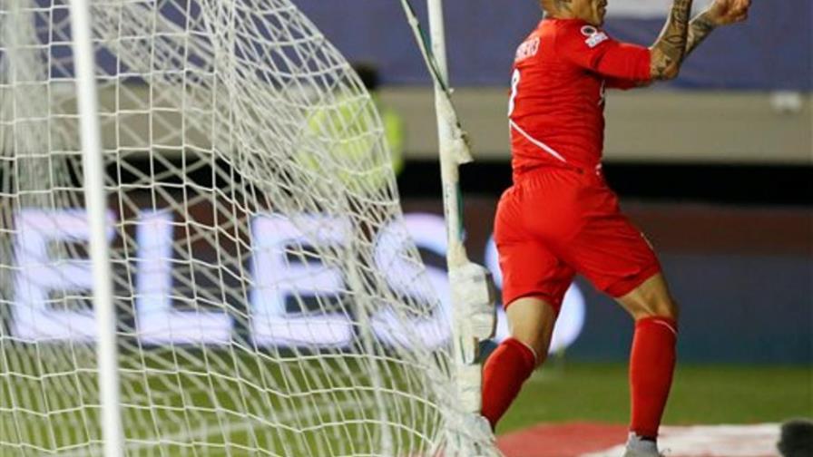 Perú va a las semifinales con triplete de Paolo Guerrero