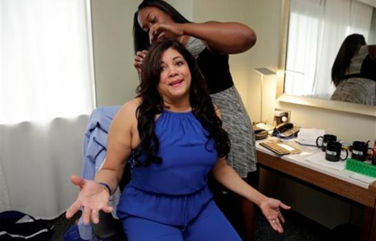 Dominicana apuesta por el éxito de su hijo Karl Towns en la NBA