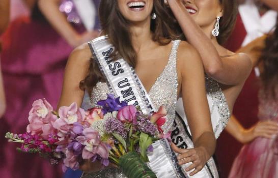 Colombiana Paulina Vega gana Miss Universo