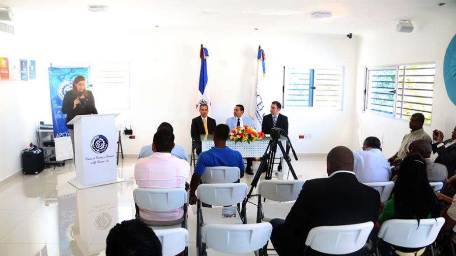 Anuncian feria empleos en La Romana; hay 350 vacantes