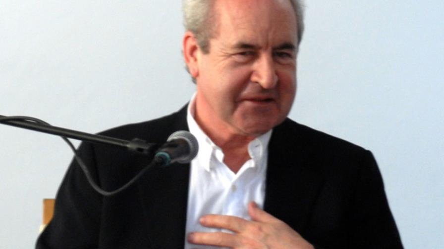 John Banville: Abrir un libro nuevo es una experiencia erótica John Banville: Abrir un libro nuevo es una experiencia erótica