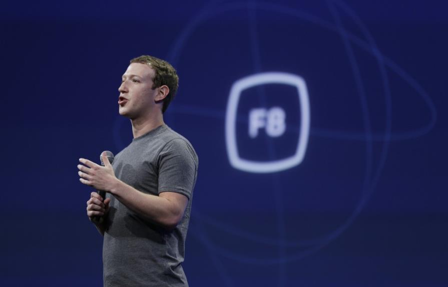 Zuckerberg dice que habrá pronto vídeos inmersivos de 360 grados en Facebook