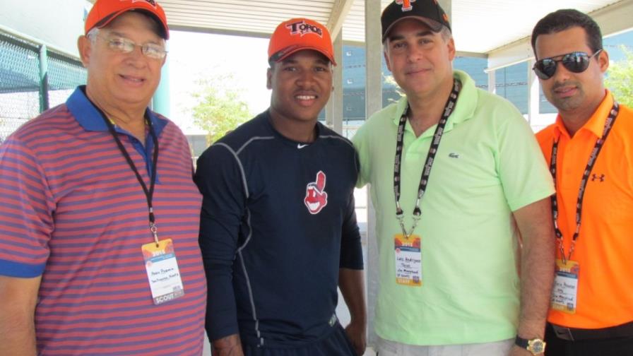 Jugadores de los Toros están complacidos por visita ejecutivos del club a los entrenamientos Jugadores de los Toros están complacidos por visita ejecutivos del club a los entrenamientos