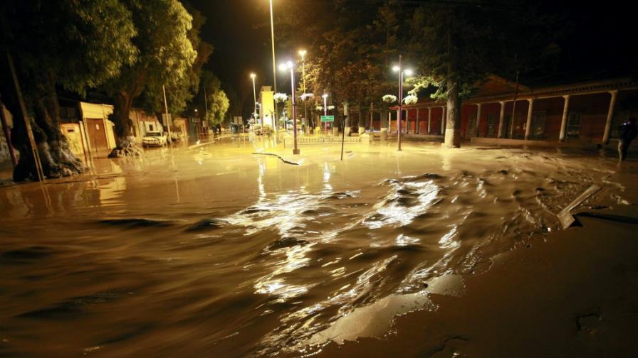 Región chilena de Atacama sigue bajo alerta por intensas lluvias Región chilena de Atacama sigue bajo alerta por intensas lluvias