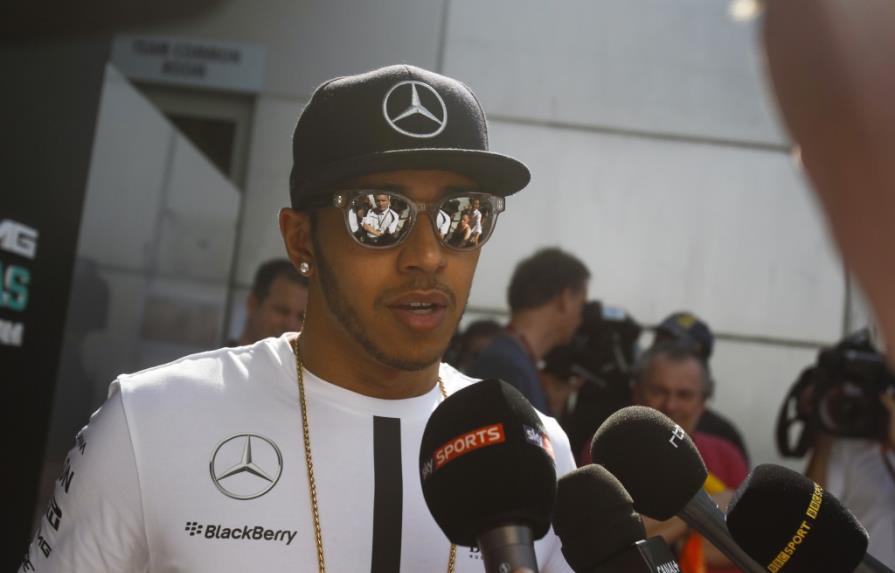 Hamilton: Graciosas las quejas de Red Bull sobre Mercedes