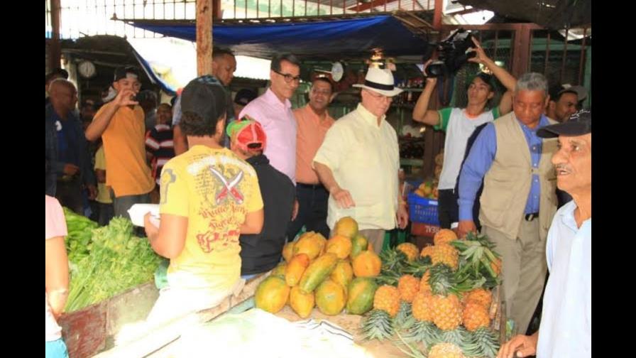 Hipólito Mejía exhorta a seguidores integrarse al proceso de inscripción del PRM Hipólito Mejía exhorta a seguidores integrarse al proceso de inscripción del PRM