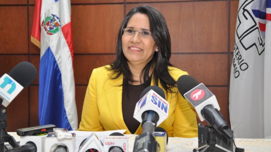 El CNSS modifica el contrato póliza con los seguros El CNSS modifica el contrato póliza con los seguros