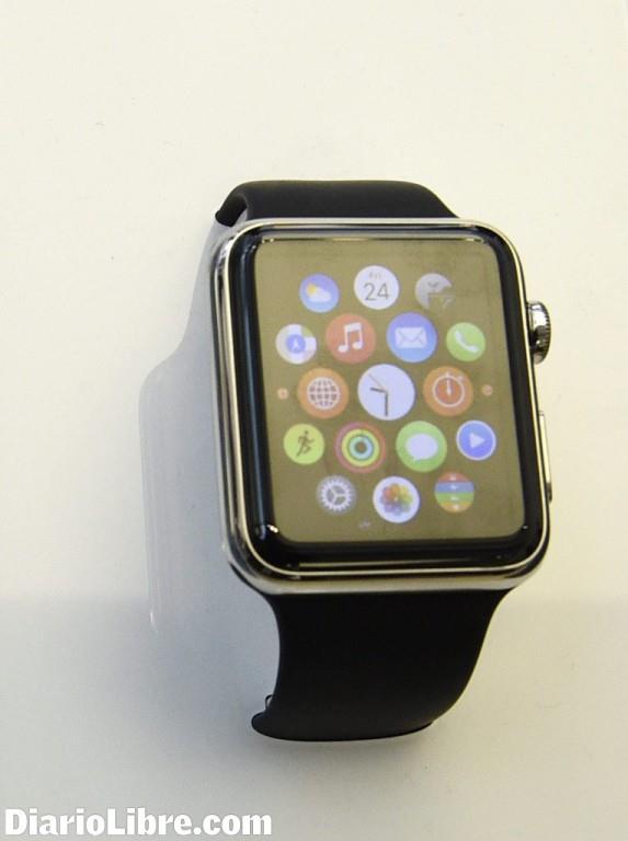 Apple opta por un lanzamiento discreto de su reloj inteligente