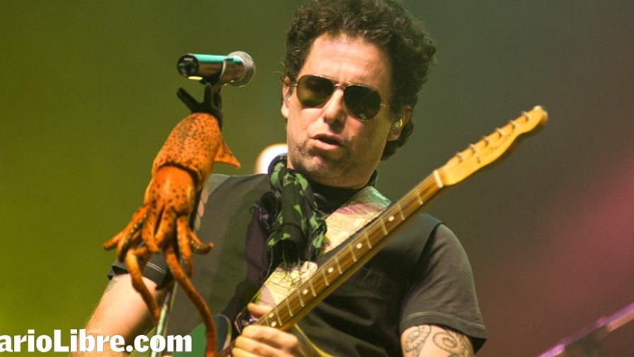 Andrés Calamaro, ahora ensayista, saca un nuevo álbum Andrés Calamaro, ahora ensayista, saca un nuevo álbum