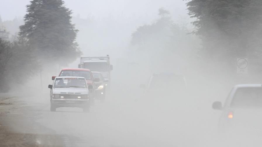 Advierten que nube de cenizas del volcán chileno Calbuco puede acentuarse Advierten que nube de cenizas del volcán chileno Calbuco puede acentuarse