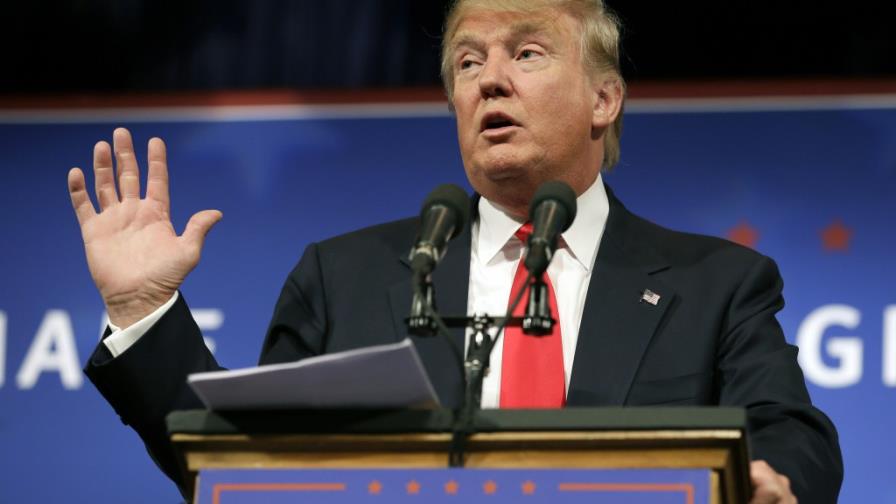 Trump prohíbe a empleados de Univisión disfrutar su campo de golf en Miami