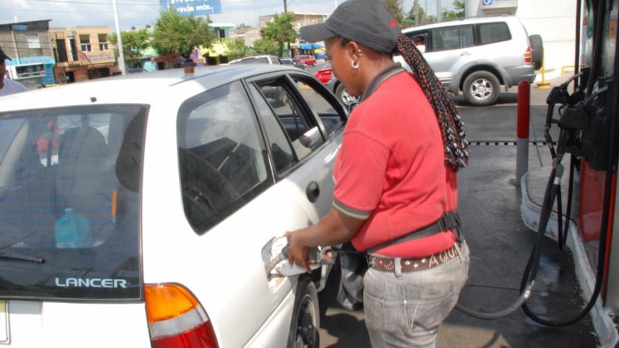 Precios de los combustibles continuarán sin variación