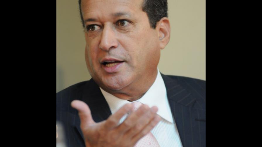 Reinaldo está satisfecho con aclaración director Aduanas