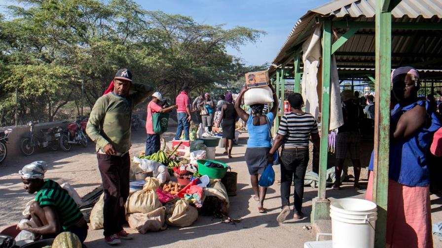 Mercado binancional en Pedernales se desarrolló con normalidad