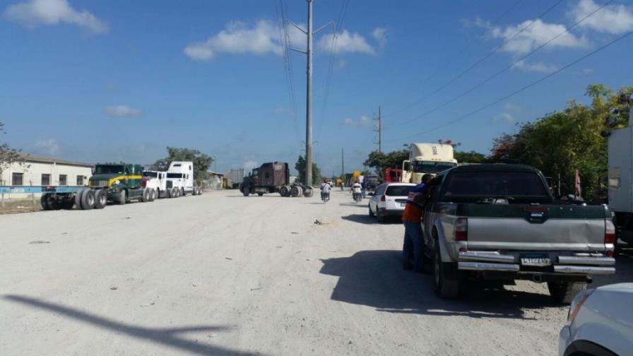 Reanudan las operaciones de carga en el Puerto Multimodal Caucedo