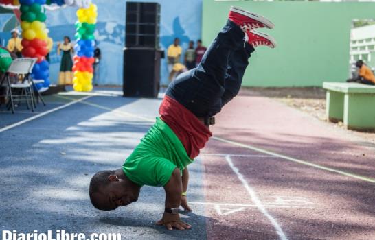 Baja estatura, sinónimo de exclusión social Baja estatura, sinónimo de exclusión social