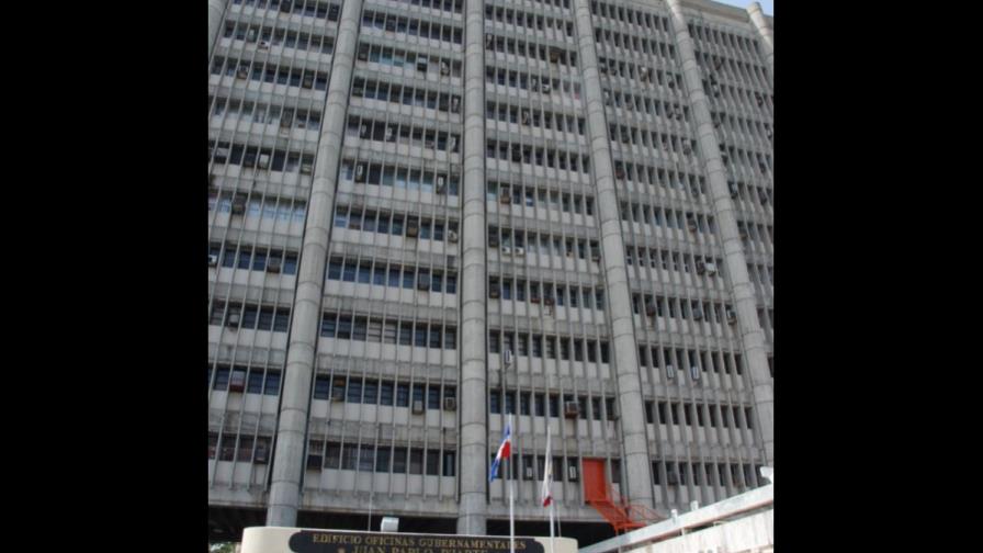 Haitianos intentan entrar a la fuerza al Ministerio de Interior y Policía