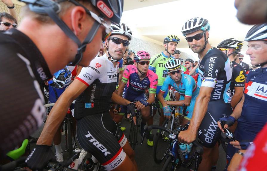 UCI amenaza la licencia del equipo del ganador Tour de Francia