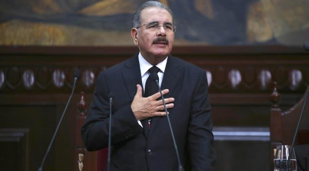 Presidente Medina sigue optimista en que se resolverá crisis eléctrica