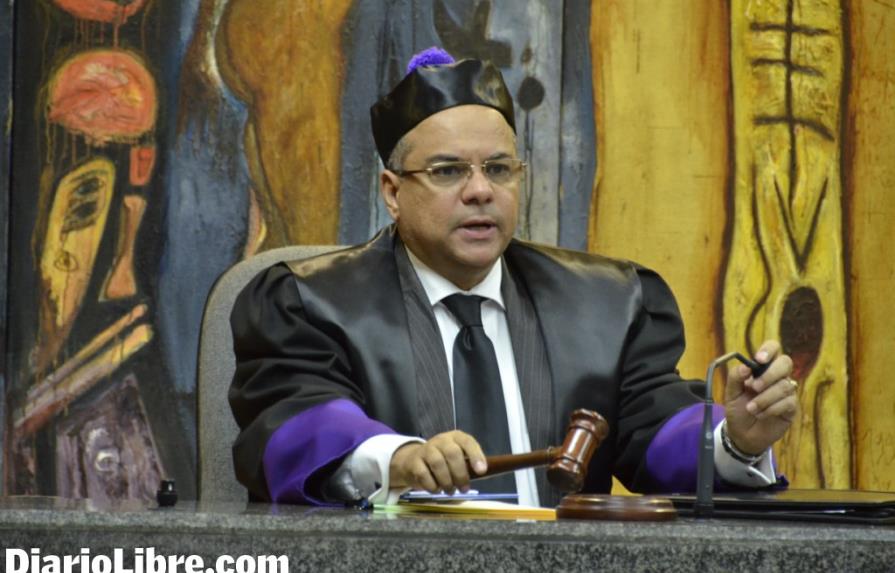 Juez de la Suprema Corte decide hoy la acusación de la Procuraduría contra Félix Bautista