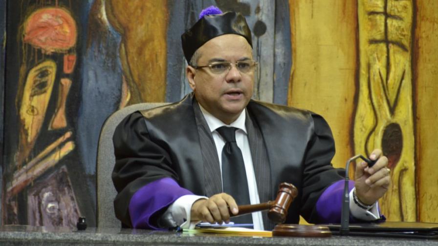 Juez de la Suprema Corte decide hoy la acusación de la Procuraduría contra Félix Bautista