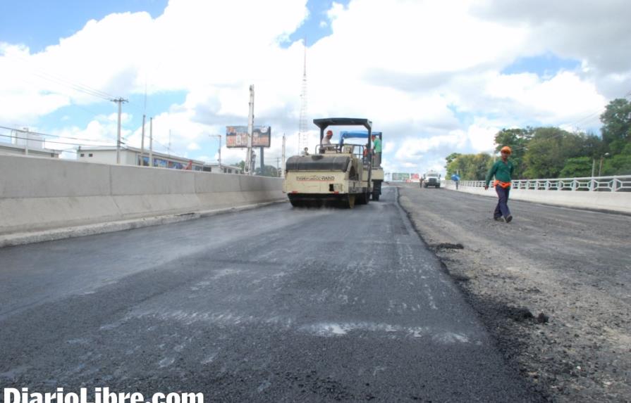 Obras Públicas anuncia asfaltado de carreteras