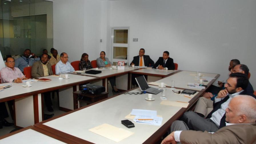 Comité sin acuerdo sobre aumento salarial