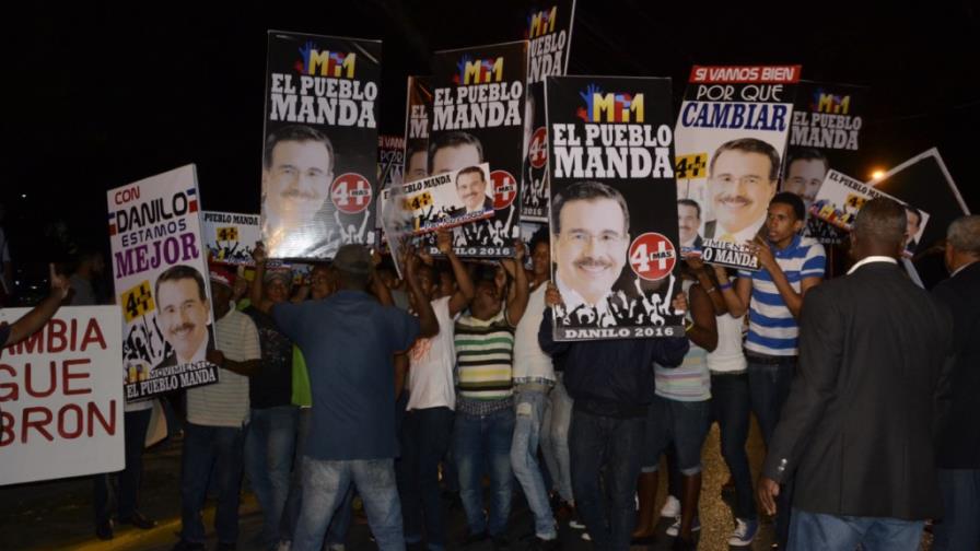 The Big Bang for reelection takes over PLD Presidential House and tinges Political Committee The Big Bang for reelection takes over PLD Presidential House and tinges Political Committee