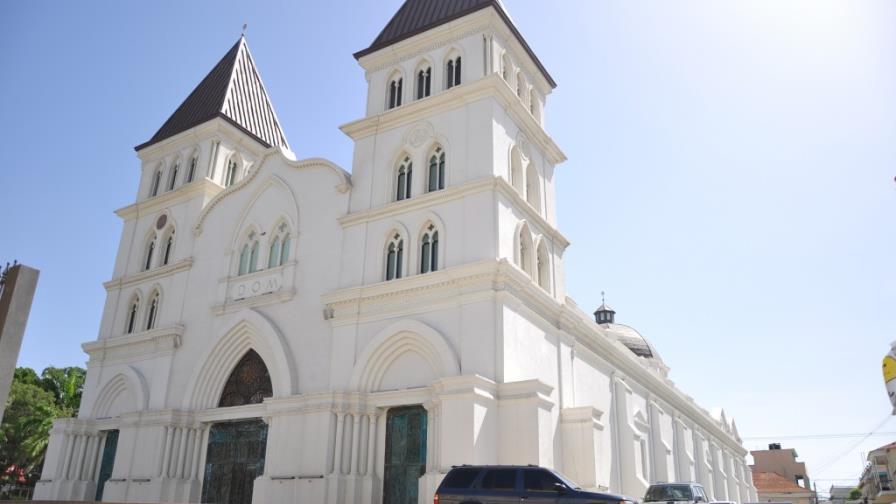Iglesia Católica inicia actos Semana Santa en Santiago con viacrucis Iglesia Católica inicia actos Semana Santa en Santiago con viacrucis