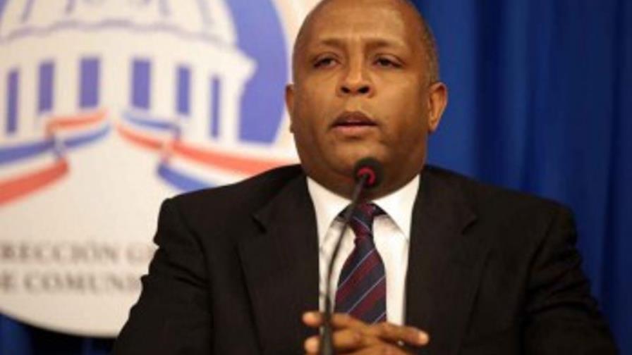 Contraloría dice tramita el 99 %de las nóminas en menos de 24 horas