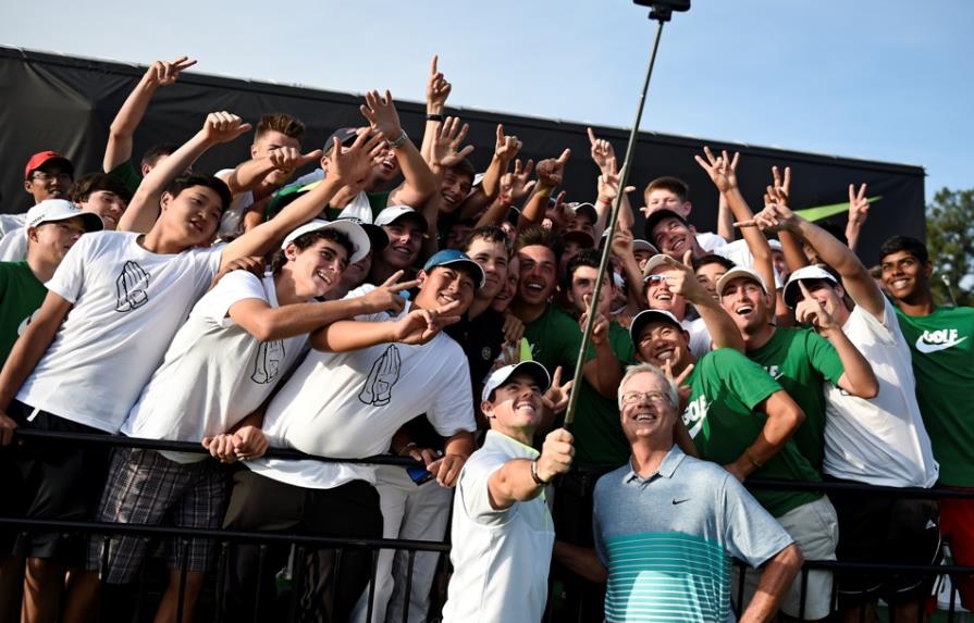 Wimbledon prohíbe palos para tomarse selfies