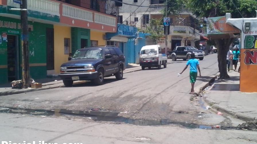 Katanga pide al Ayuntamiento de Santo Domingo Este eliminar aguas residuales