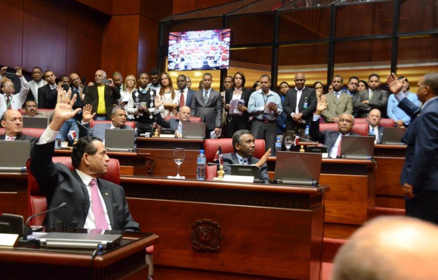 Senado aprueba proyecto que convoca Asamblea General Revisora de la Constitución