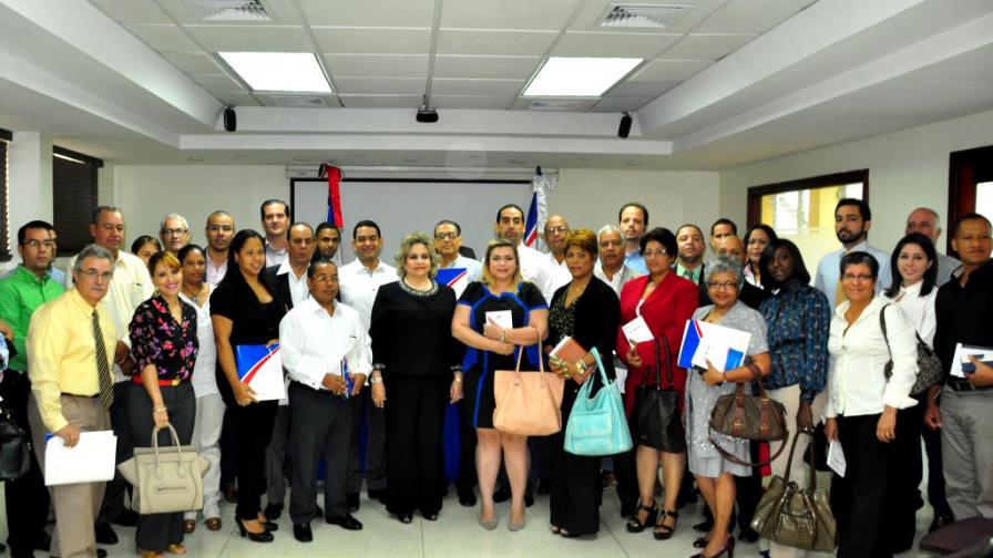 Proindustria certifica a 16 empresas para percibir beneficios de la Ley 392-07 Proindustria certifica a 16 empresas para percibir beneficios de la Ley 392-07