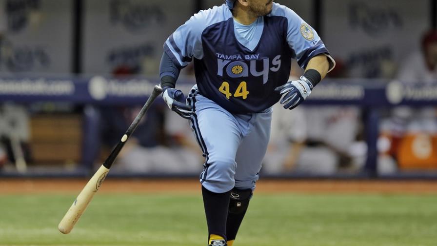 Rivera aporta al ataque en triunfo de Rays ante Medias Rojas