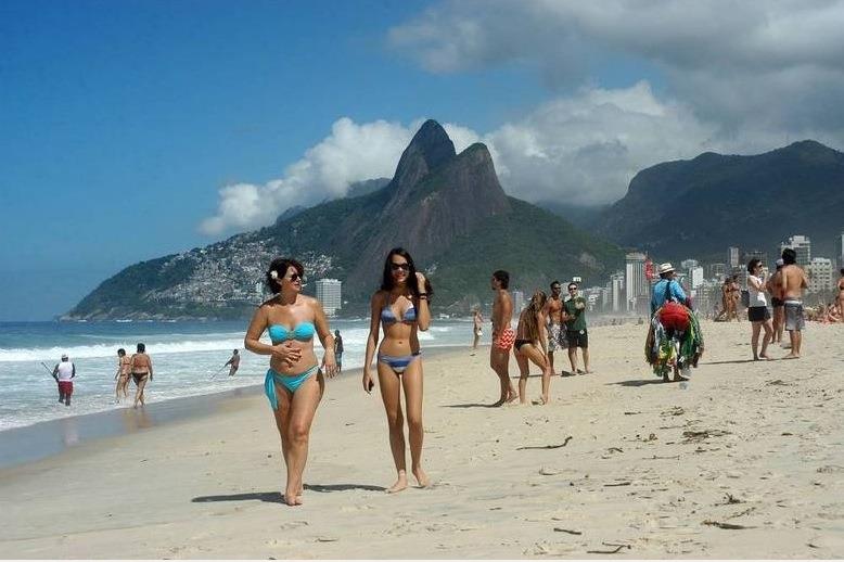 Más de 3.000 portales de internet promocionan el turismo sexual en Brasil